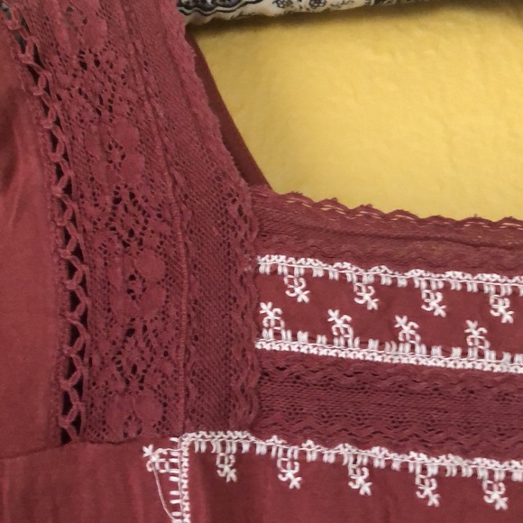 💚3 for $30💚 Boho Soft & Sexy American Eagle Shirt size Small - Picture 1 of 5